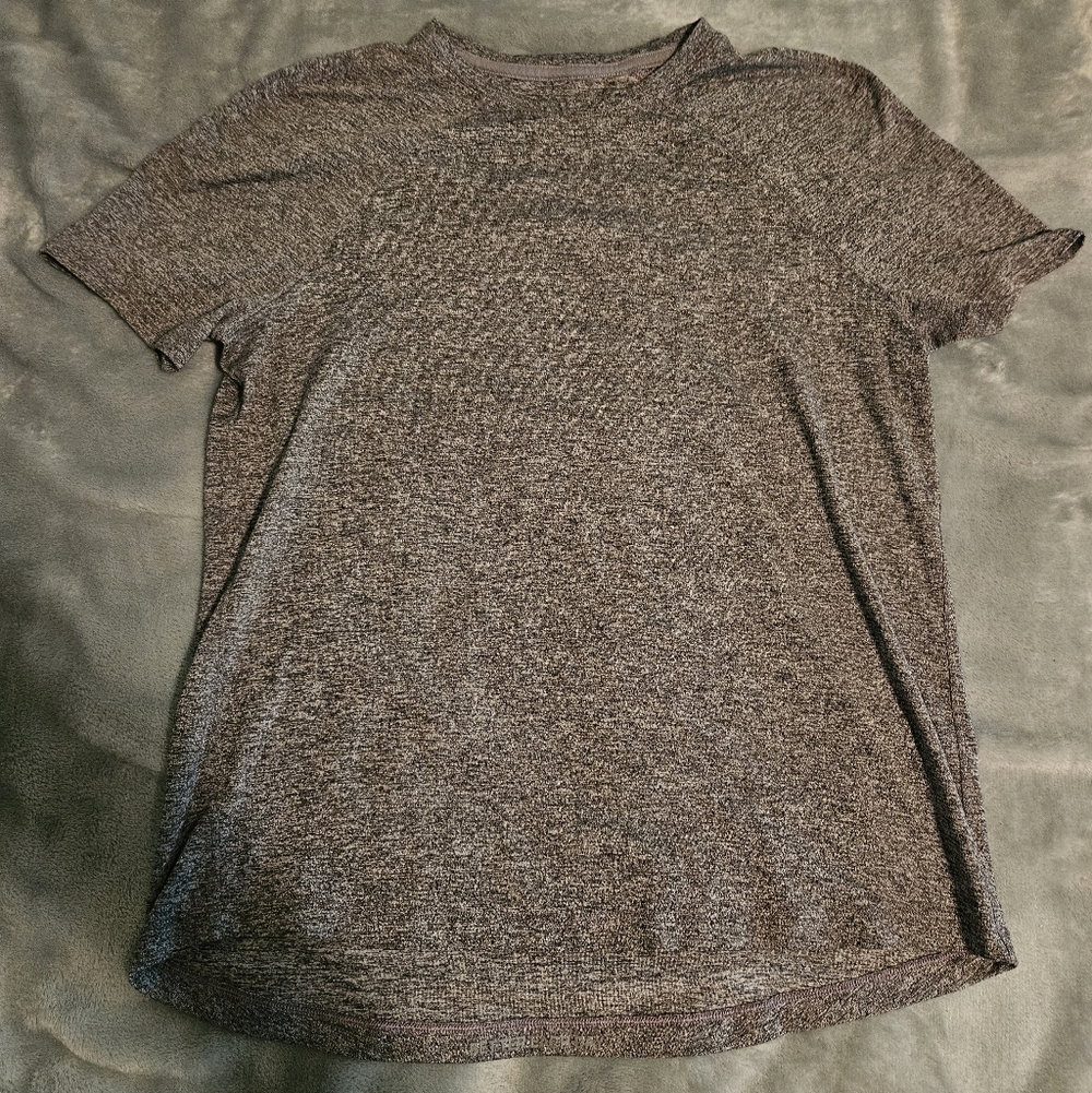 Lululemon Heathered Grey Short Sleeve Top